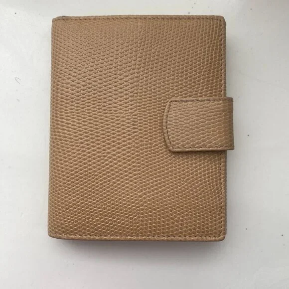 Salvatore Ferragamo Bifold Leather Wallet - Beige Vara Bow - Picture 10 of 12